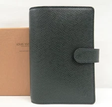 LOUIS VUITTON Taiga Agenda PM Day Planner Cover Spain Green 41220301400 N