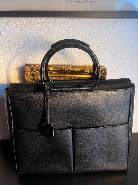Gucci Black Leather Tote Bag Excellent Condition Round Handles