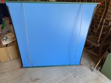 VINTAGE BOOTS ITALIAN FINS SIMPLEX MOVIE /CINE SCREEN IN CARRY CASE 40 x 30 inch