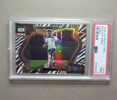 Bukayo Saka 2022-23 Select FIFA ZEBRA Field Level Prizm #7/25 PSA 9 Jersey Match