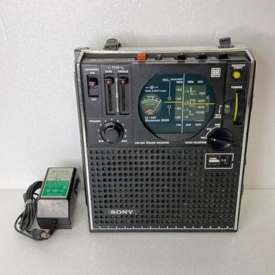 SONY ICF-5600 Sky Sensor 3-Band Empfänger FM/MW/SW Vintage tragbares Radio Japan