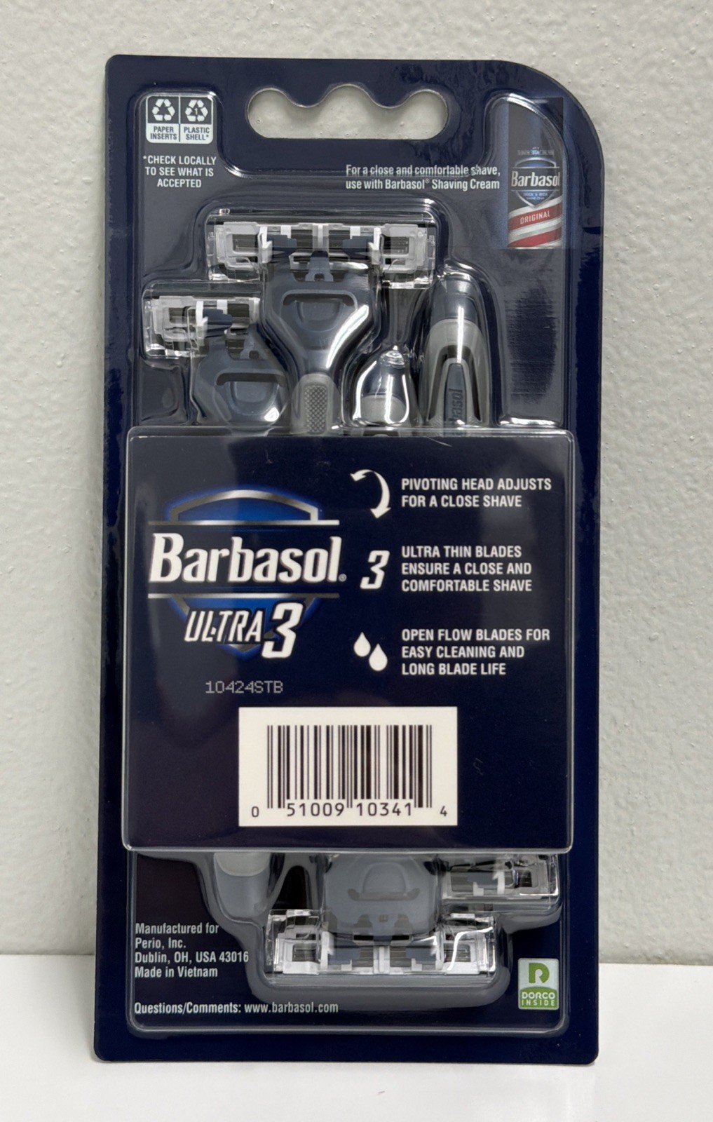 Barbasol Razor Shaver Disposable Premium Ultra Comfort Pivot 3 Head 4 Count