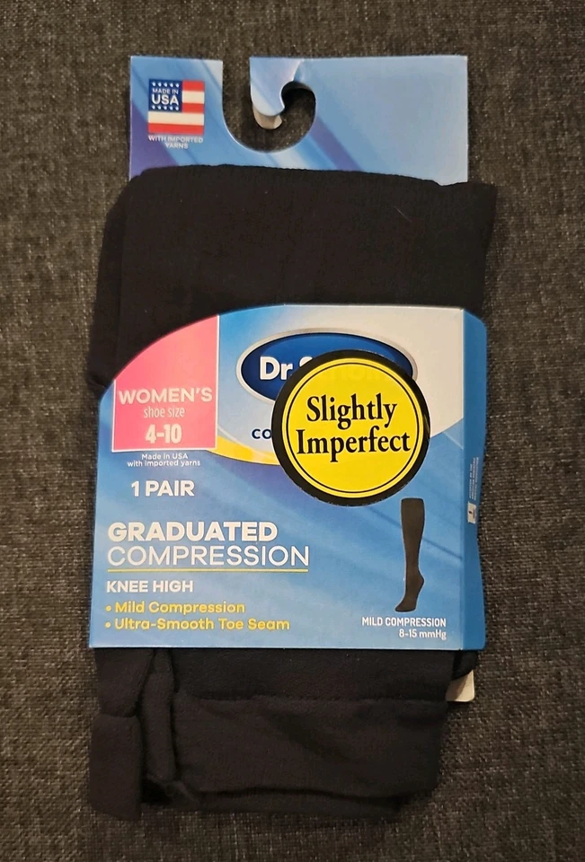 Dr.Scholl's Womens Mild Compression Knee High Socks  Size 4-10 White & Black - Image 2 of 4