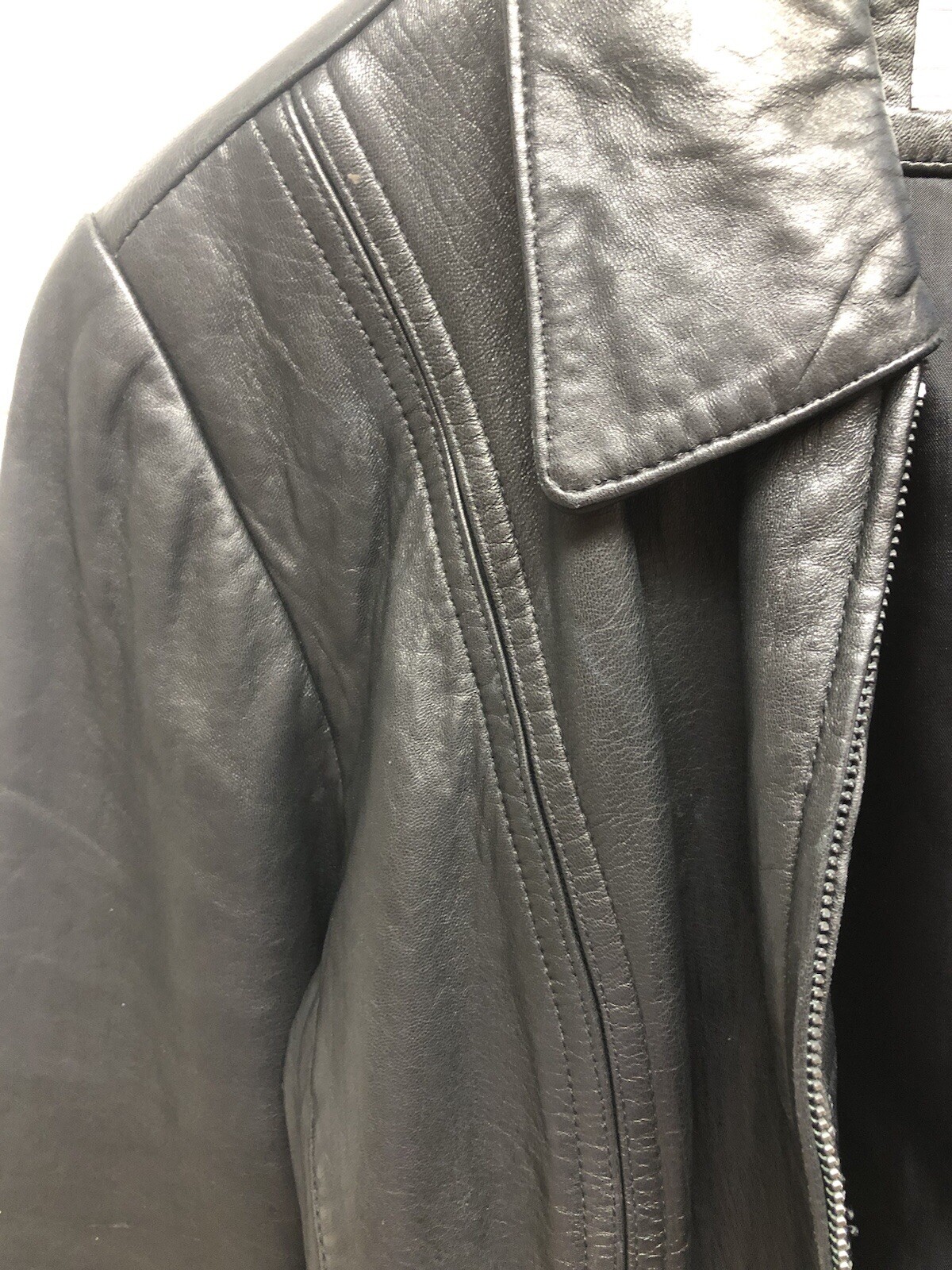Picture 2 of 10