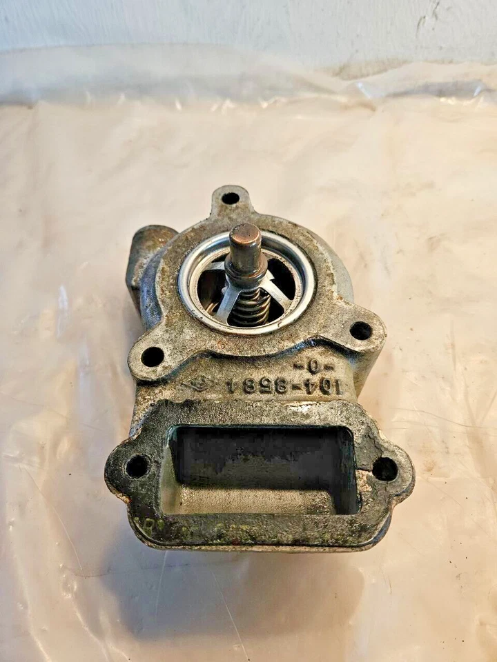 CAT 3406E 2WS Caterpillar Diesel Engine Thermostat Housing 1048584 OEM - Image 3 of 4