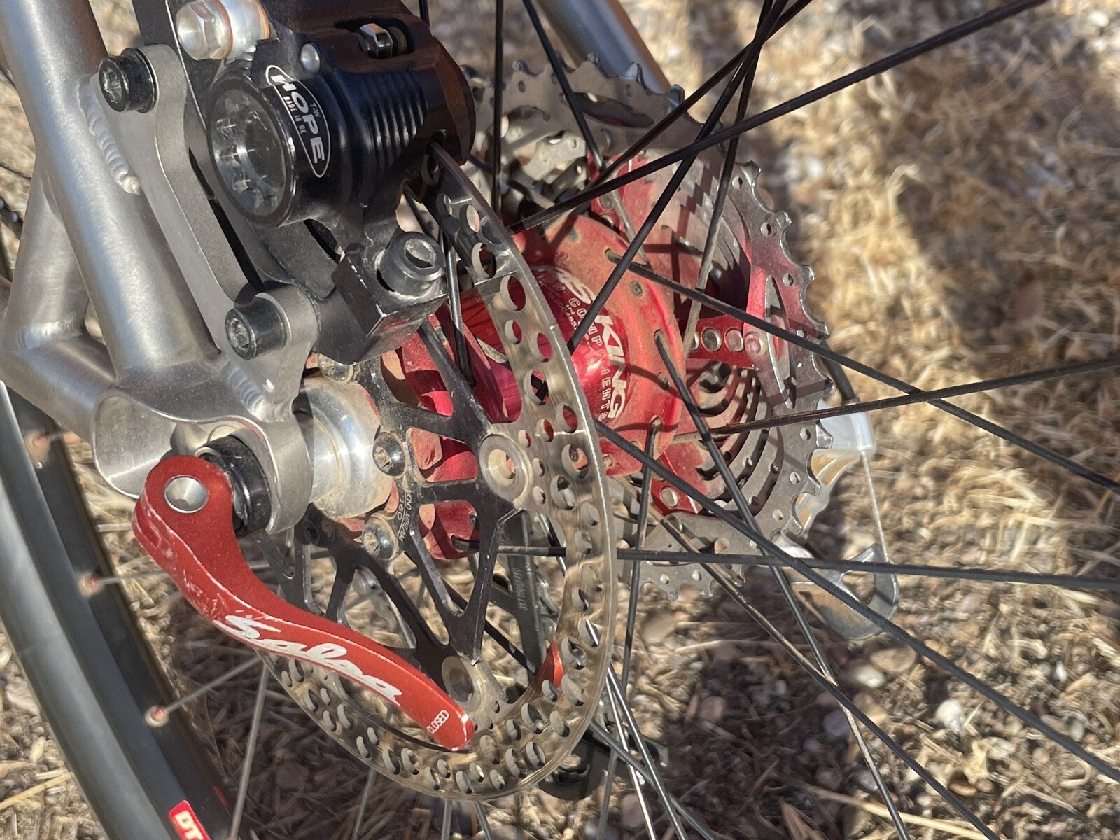 salsa el mariachi titanium