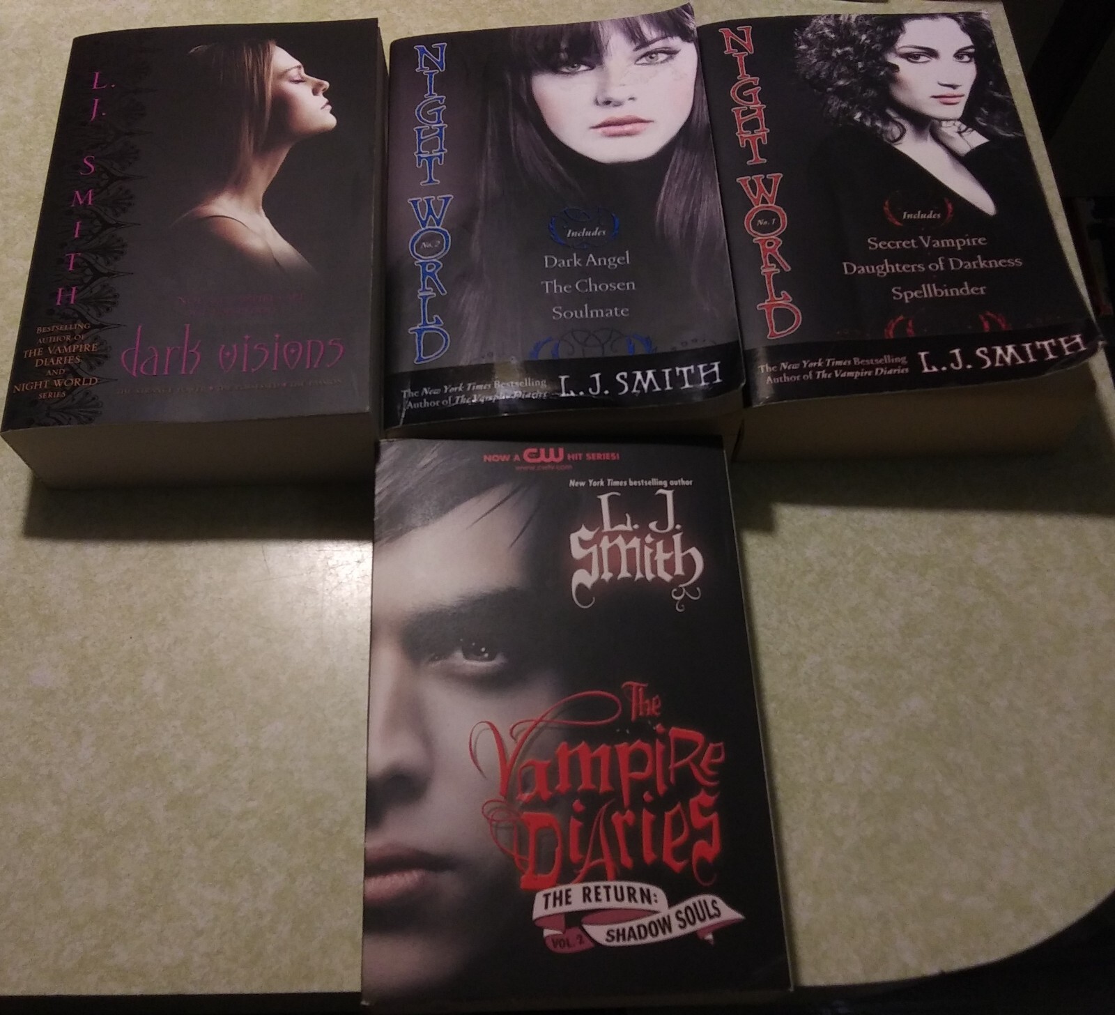 4 LJ Smith Oversized Paperbacks-The Vampire Diaries, Night World, Dark Visions