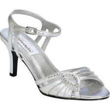 Dyeables Women's Ariana Ankle Strap Sandal (Silver Metallic,7.5)