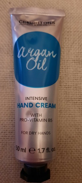 hand oil for dry hands