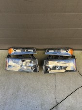 2004-2012 Chevy Colorado GMC Canyon Set Of OEM Halogen Headlights 