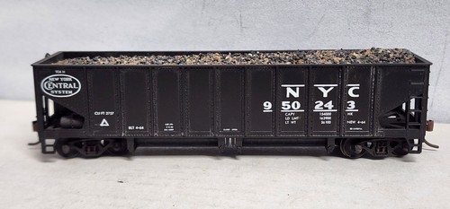 Coche tolva de lastre New York Central RR 950243 con carga casa redonda desgastada RTR HO | Zustand: New