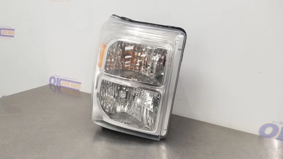 15 FARO FORD F350 SUPER DUTY COMPUESTO PASAJERO DERECHO Foto 3 de 4