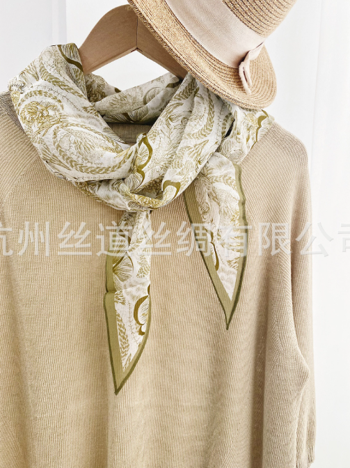 100%Silk Mulberry Shawl Square Bandanna Scarf floral Print 165X32cm Neckerchief