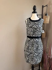  Trina Turk Women’s Black And Ivory Animal Zebra Print Sheath Dress, Size 6 NWT