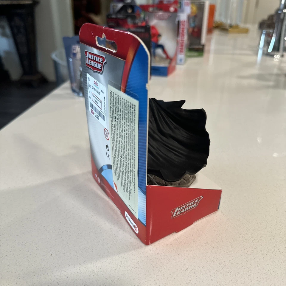 "Figura de Batman de la Liga de la Justicia de Schleich DC Comics en caja de exhibición original" Foto 4 de 4