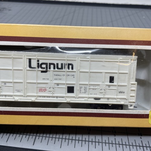 Life-Like 8994 HO Lignum NADX Thrall All Door Box Car #80032 - Picture 3 of 4
