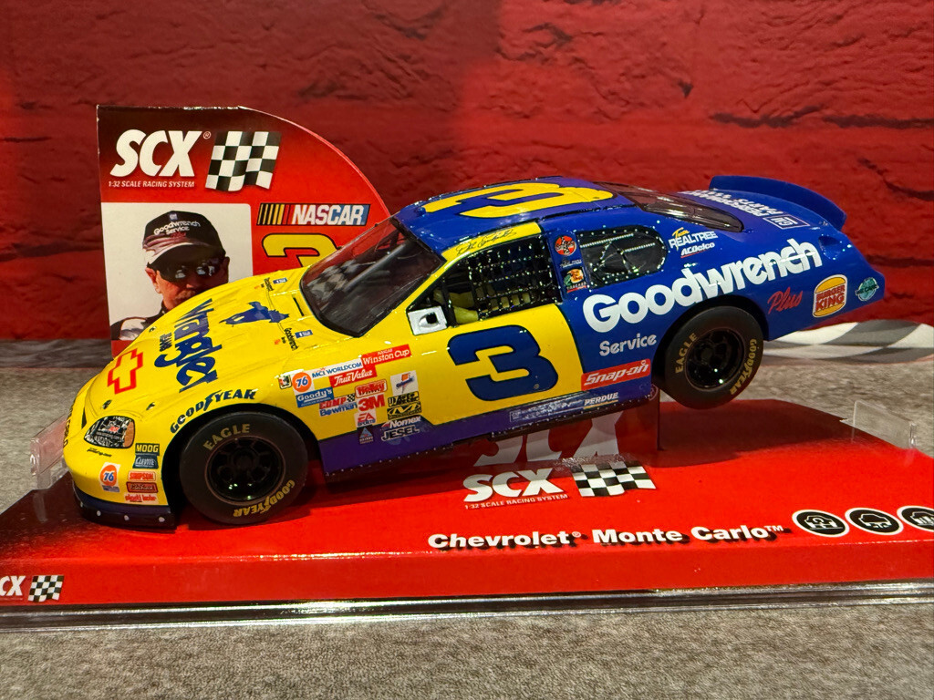Scalextric SCX 63350 Chevrolet Monte Carlo #3 Dale Earnhardt for