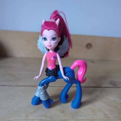 Monster High Fright Mares Pyxis Prepstockings. Pony Puppe