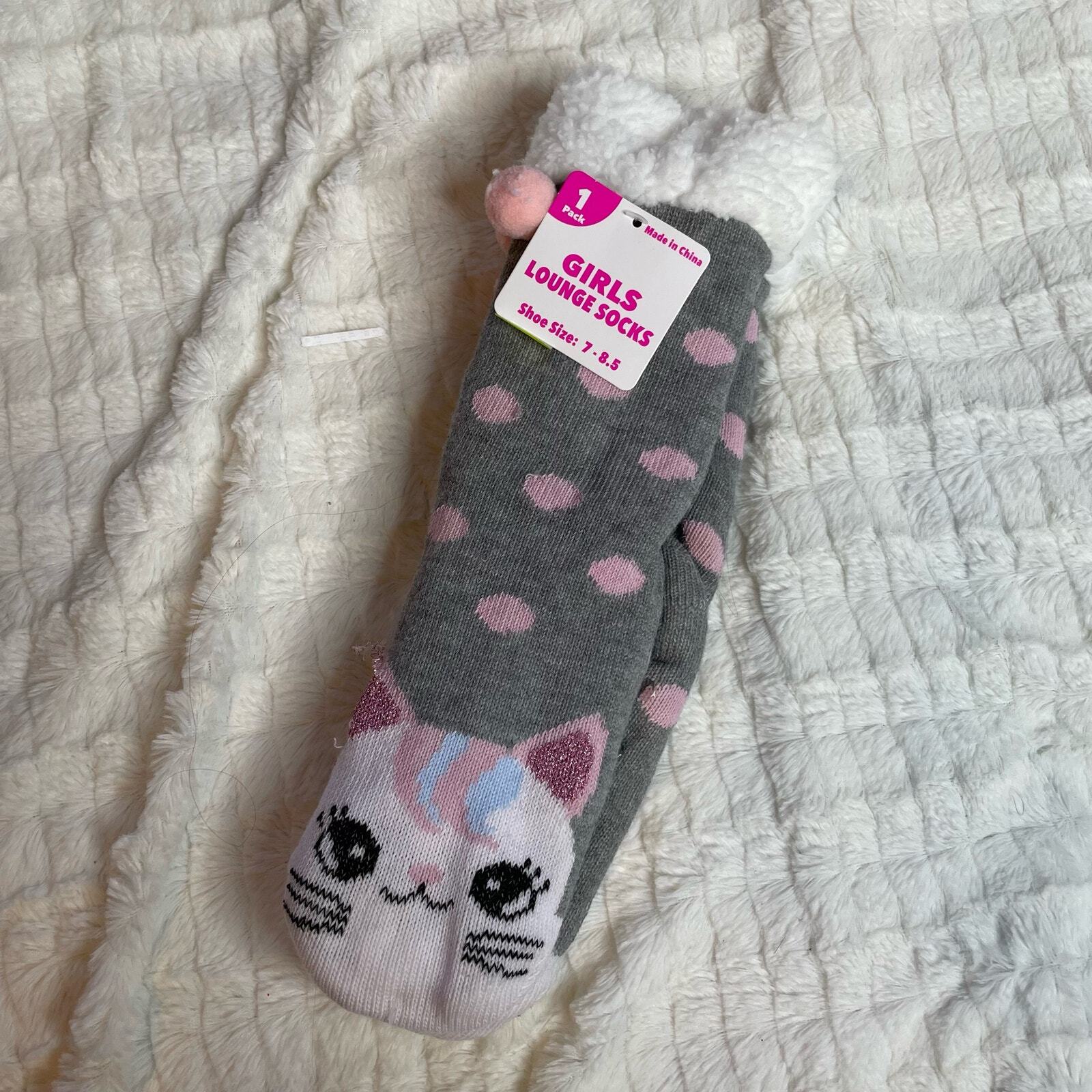 NWT Cat Fuzzy Slipper Socks New Pink Cute Womens 7-8.5 Grey Polka Dots