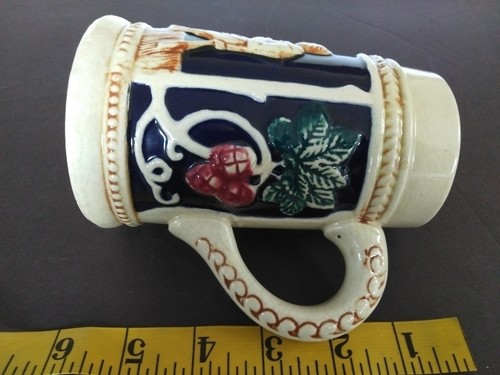 Vtg CERAMIC HAND PAINTED GERMAN BEER STEIN MADE IN JAPAN - Picture 8 of 13