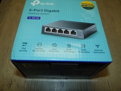 TP-LINK TL-SG105 5-Port 10/100/1000Mbps Desktop Gigabit Steel Cased Switch