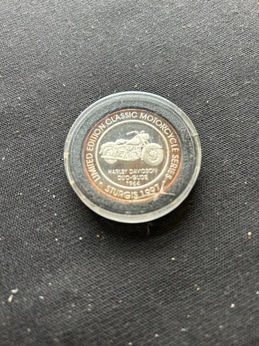 LIMITED EDITION 1997 S. DAK. STURIS 0.71 OZ FINE SILVER MOTORCYCLE SERIES ROUND