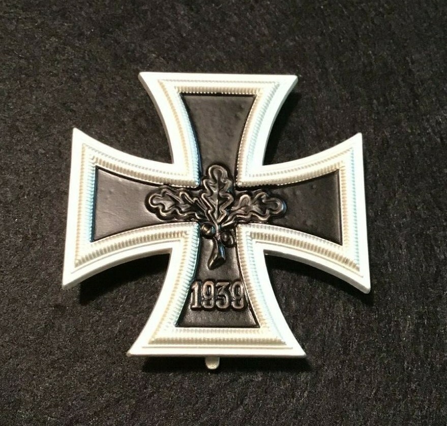 ロ*ー様 1939’s～★ドイツ国防軍陸軍 ★IRON Cross ミリタリーリ GERMAN MILITARY MEDAL - IRON CROSS FIRST CLASS 1939 - 1957