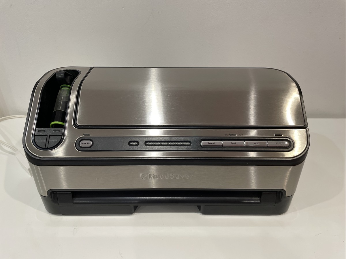 FoodSaver V4980 Automatic 2-In-1 Food Vacuum Sealing System | eBay