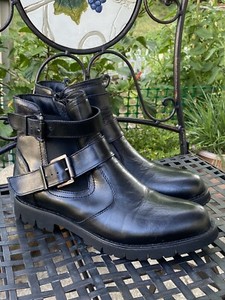 black walking boots