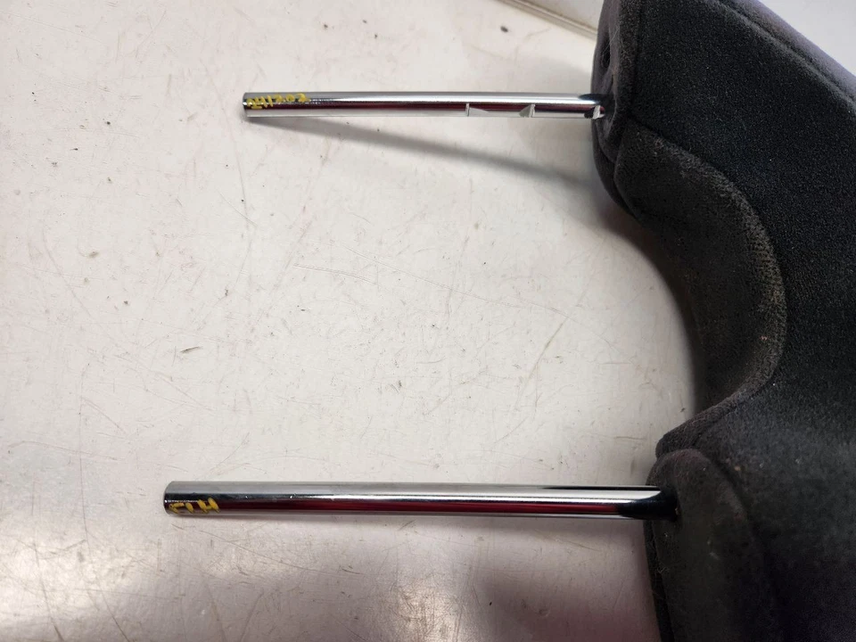 Reposacabezas delantero izquierdo Honda Fit Drivers 2007 *negro-Z* Foto 3 de 4