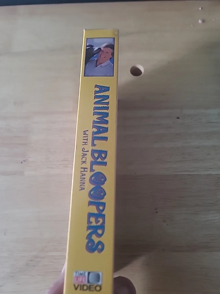 Animal Bloopers With Jack Hanna VHS VCR Video Tape Movie Used - Image 4 of 4