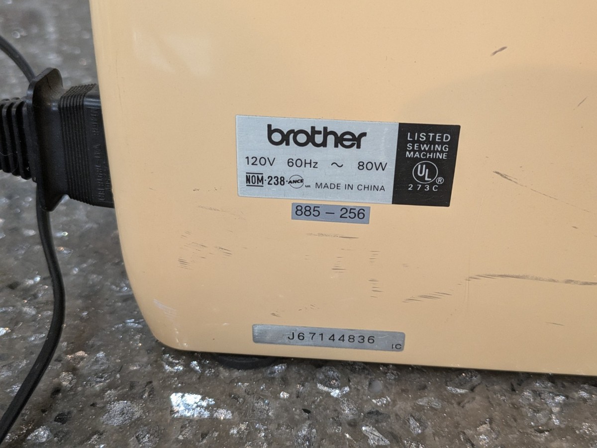 150  東京BA BYL LON       レーザーディスク Brother XL-3010 Sewing Machine- Includes Foot Pedal- Needs