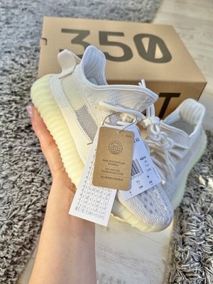 Adidas Yeezy Boost 350 V2 BoneGröße 36