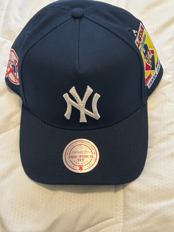 DEREK JETER  YANKEES  MITCHELL  & NESS BASEBALL CAP-2024 FANFES LIDZ COLLECTION