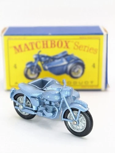 Matchbox Lesney 4c Triumph TT110 Motorcycle Sidecar original vintage toy car