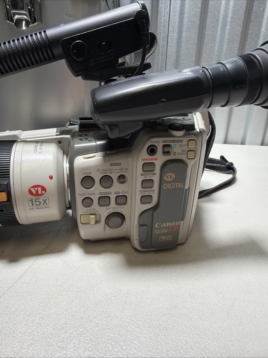 Canon L2 8mm Digital Video Camcorder w/ 4x Batteries, Lens, & Hard