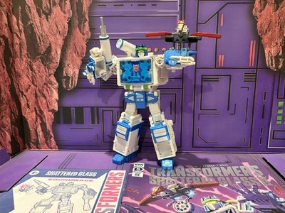 Transformers Generations Shattered Glass Soundwave with Laserbeak and Ravage