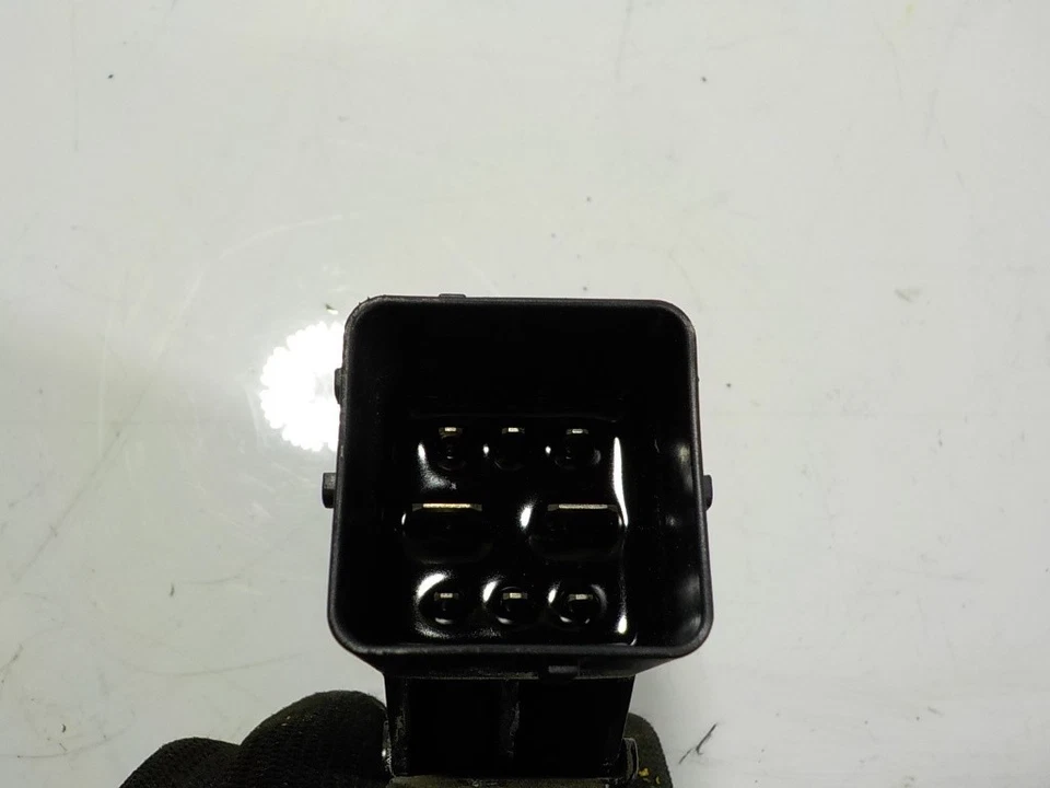 9803299780 GLOW PLUG / 9803299780 / 17311115 FOR PEUGEOT 508 SW 1.5 BLUE-HDI FAP - Image 2 of 4