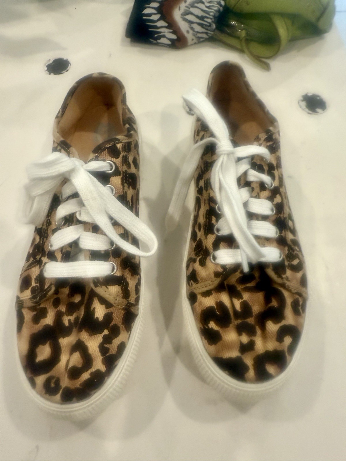 SAOLA Sneakers donna leopardate suola spessa.