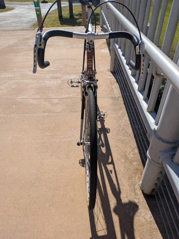 Bicicleta Motobecane Grand Jubile de colección, ciclón Suntour, sillín Brooks Foto 3 de 4