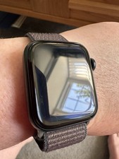 Apple Watch SE (2nd Gen) GPS + Cellular 40mm – Midnight Aluminium – pre loved