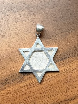 Sterling Silver Star Of David Pendant 6.7 Grams 1.9 