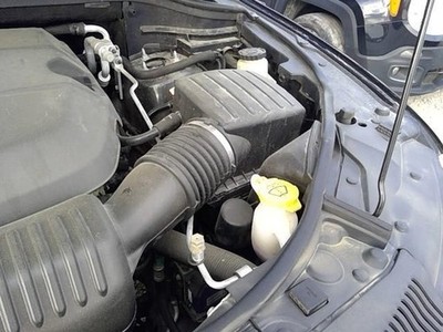 Used Air Cleaner Assembly fits: 2015 Dodge Durango  Grade A