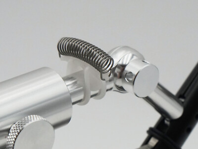 NIRVANA ON THE FLY Fly Tying Material Clip (fits most vises)