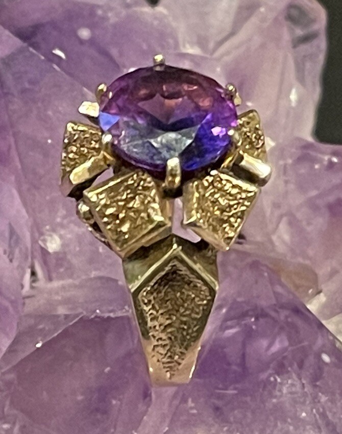 14K Solid Yellow Gold Amethyst Brutalist Torch Ri… - image 3