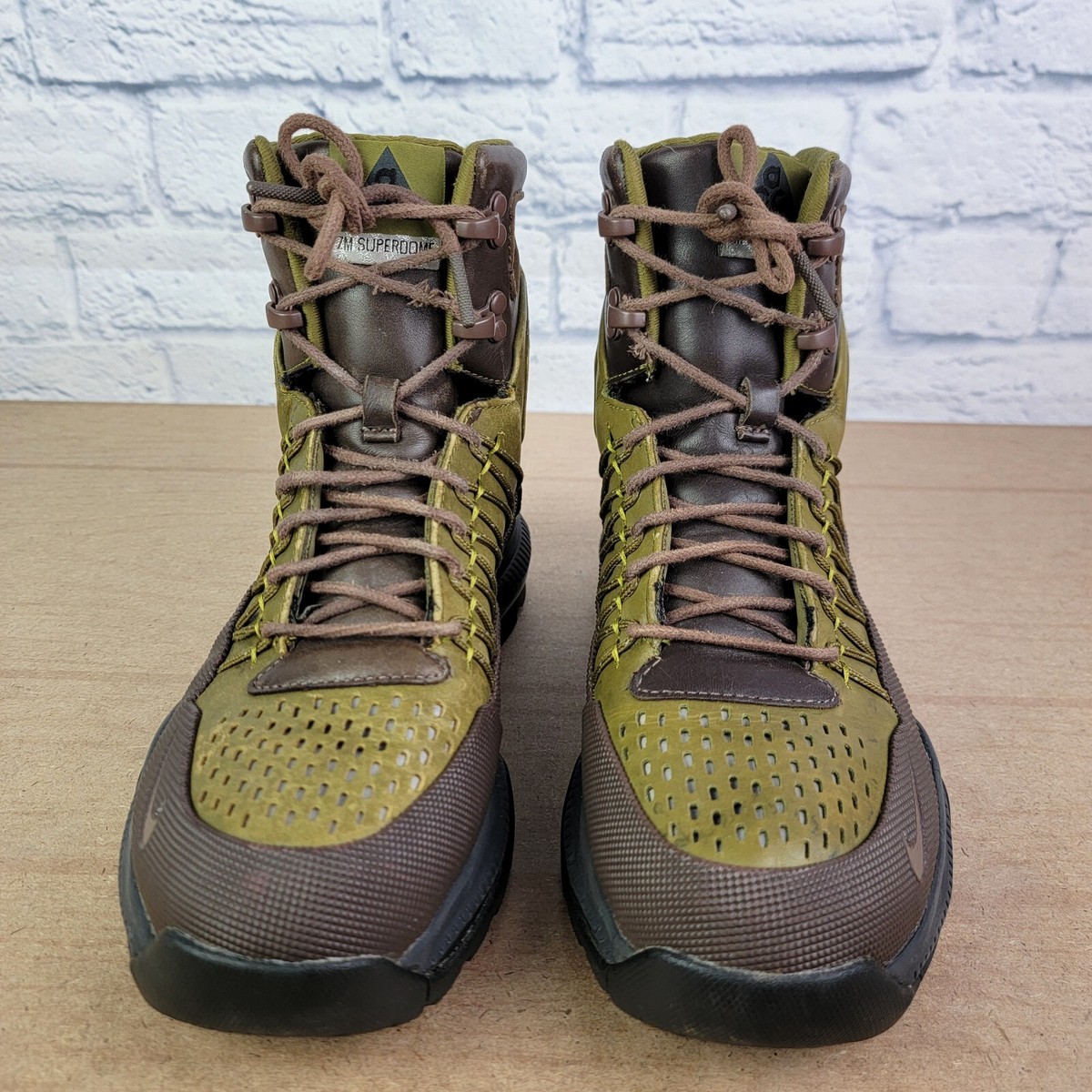 acg superdome boots size 11