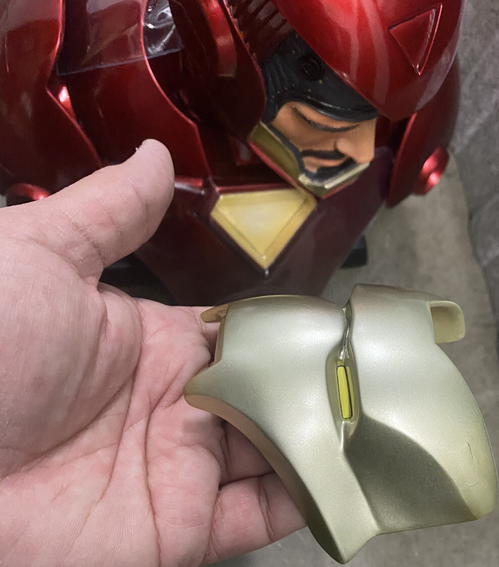 Sideshow Exclusive Iron Man Legendary Scale Bust /400 In Sideshow Exclusive Iron Man Legendary Scale Bust /400 In
