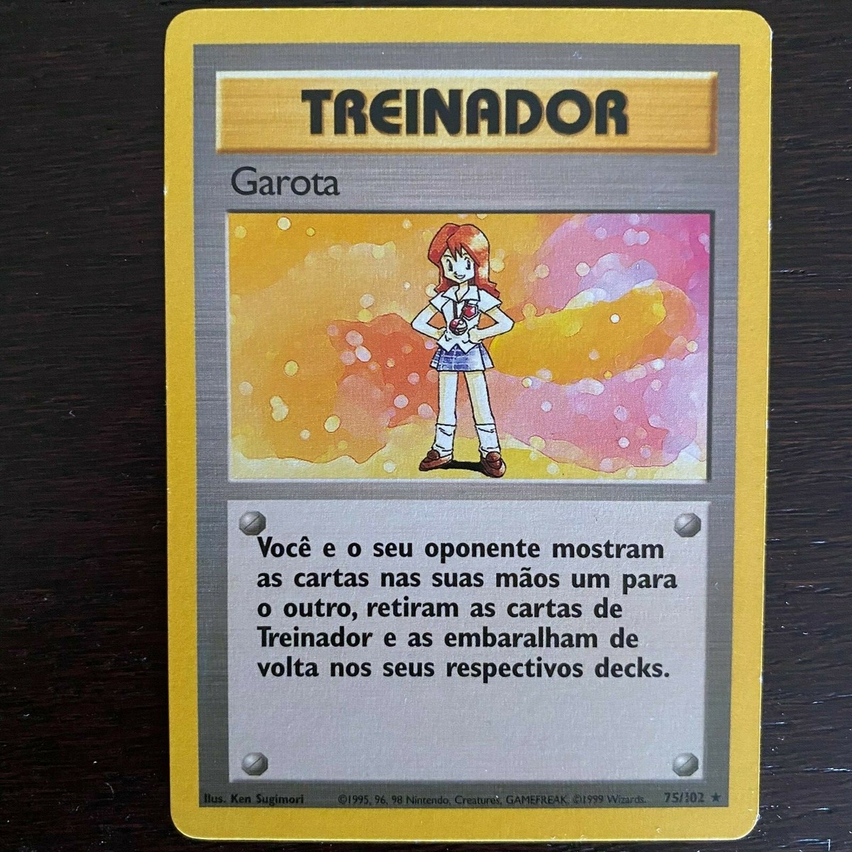 Lass Trainer Pokemon Card 75/102 Base Set Rare WOTC Portuguese