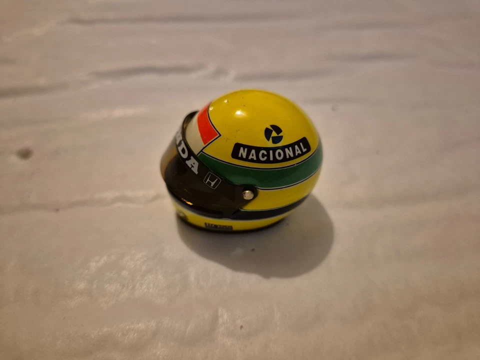 MINICHAMPS 1/8 Mclaren Honda 1988 World Champion Ayrton Senna Formula 1 Casco - Immagine 4 di 4