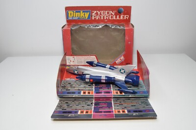 B32 1:43 DINKY TOYS 363 ZYGON PATROLLER MIB